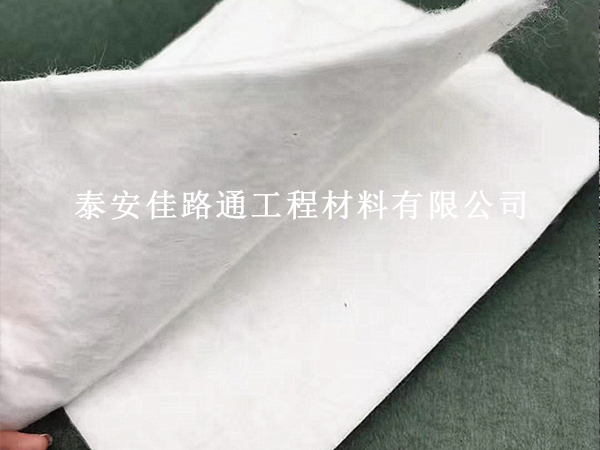 滌綸土工布在污水處理建設中的創(chuàng)新應用技巧 滌綸土工布在污水處理建設中的創(chuàng)新應用技巧